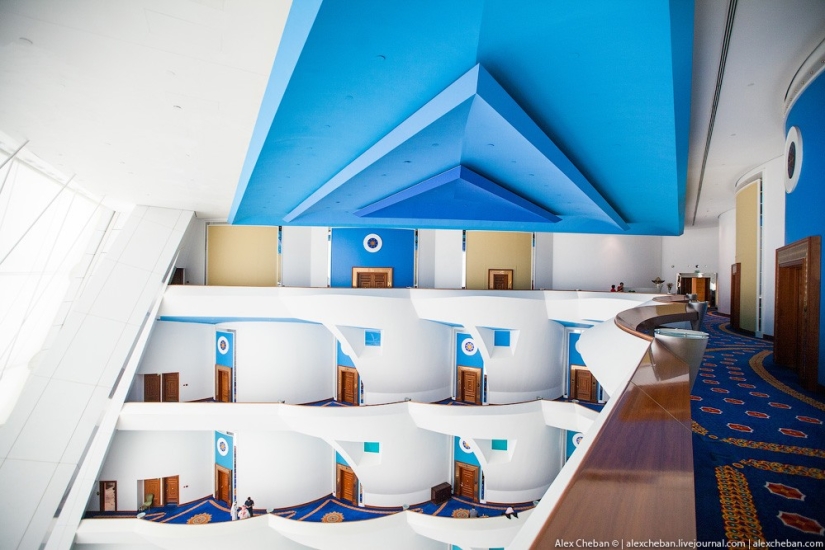 Oro para jeques y oligarcas: la habitación más cara del hotel de siete estrellas Burj Al Arab