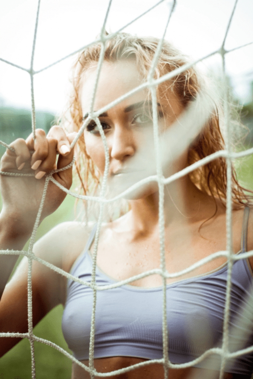 Otfutbol me completamente: 5 jugadores de fútbol rusos calientes en uniforme y sin