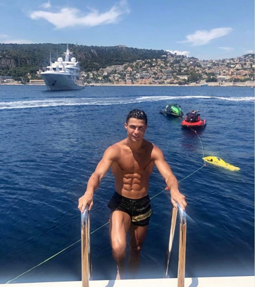 Paraíso sobre las olas: a bordo del yate de lujo de Cristiano Ronaldo, valorado en millones Paraíso sobre las olas: a bordo del yate de lujo de Cristiano Ronaldo, valorado en millones