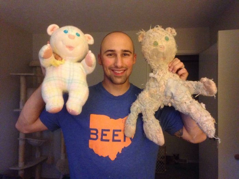 Past vs present: the same toy with a difference in age more than 25 years