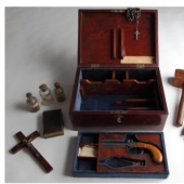 "¡Perezcan, espíritus malignos!": los kits de matar vampiros vuelven a ser relevantes