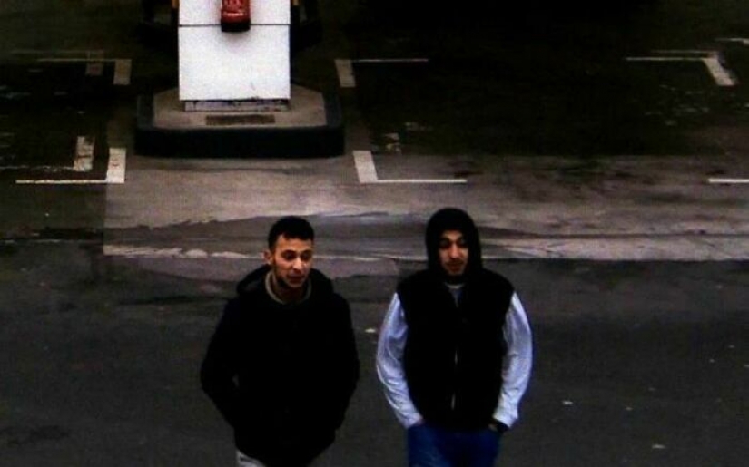 Photos that look normal until you know what's really going on