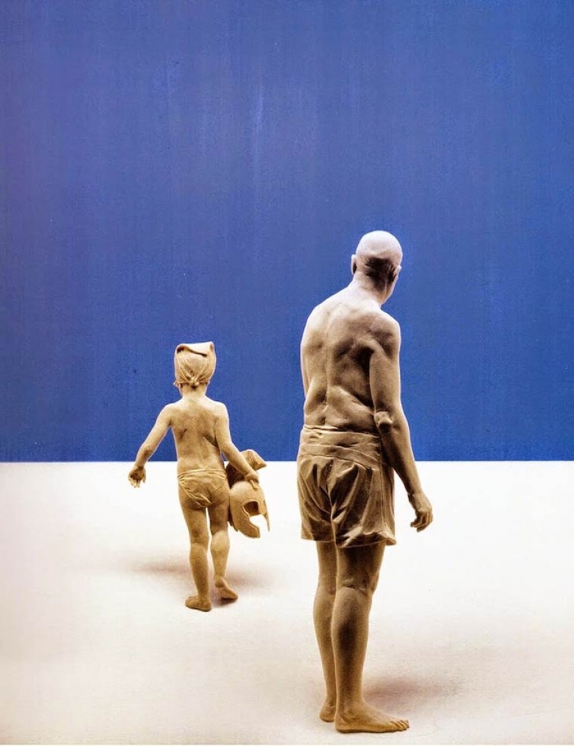 Pinocho nunca soñó con: esculturas de madera increíblemente realistas de personas Pinocho nunca soñó con: esculturas de madera increíblemente realistas de personas