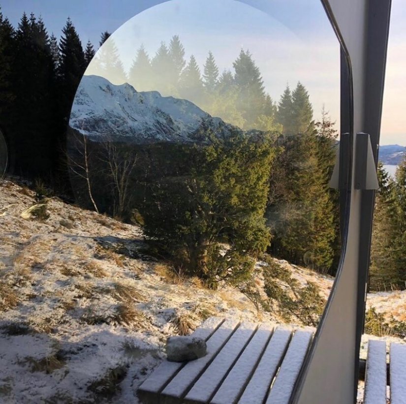 Pájaro cuadros con vistas de los fiordos y montañas de Noruega Pájaro cuadros con vistas de los fiordos y montañas de Noruega