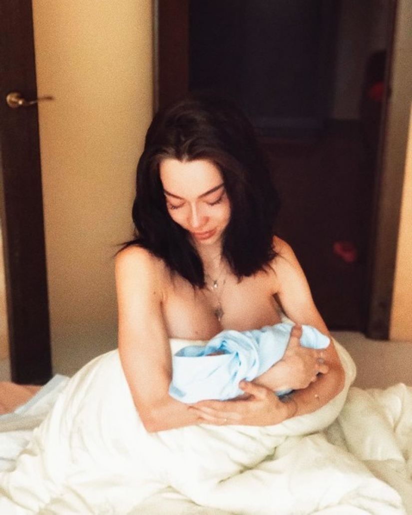 ¿Por qué la gente muestra al mundo fotos de sus hijos muertos y por qué no deben ser condenados