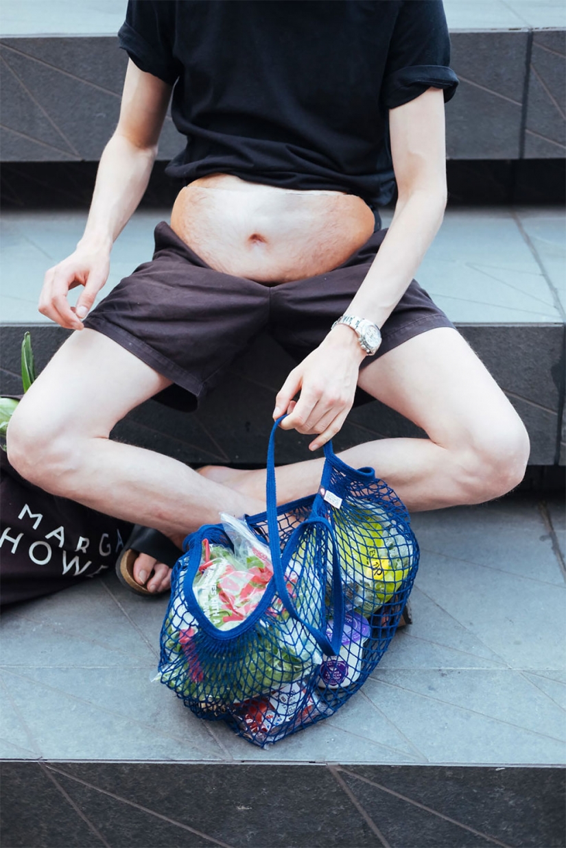 Psst, man, the beer belly can be removed: the designer created a bag in the form of a beer belly Psst, man, the beer belly can be removed: the designer created a bag in the form of a beer belly