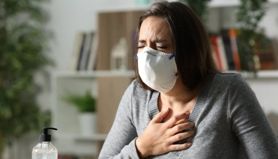 Qué es omicron - una nueva cepa de covid con síntomas inusuales Qué es omicron - una nueva cepa de covid con síntomas inusuales