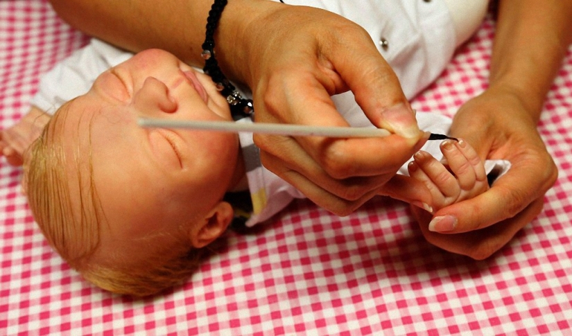 Reborn babies - like living children