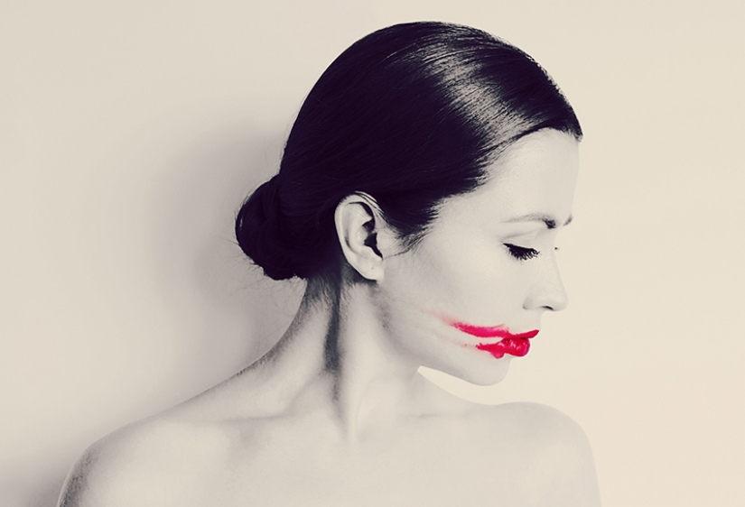 Resulta que las fotos en blanco y negro se volverán aún más hermosas si les agrega rojo