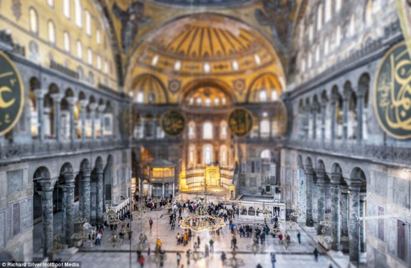 Richard Silver: the sights of the world in an unusual focus