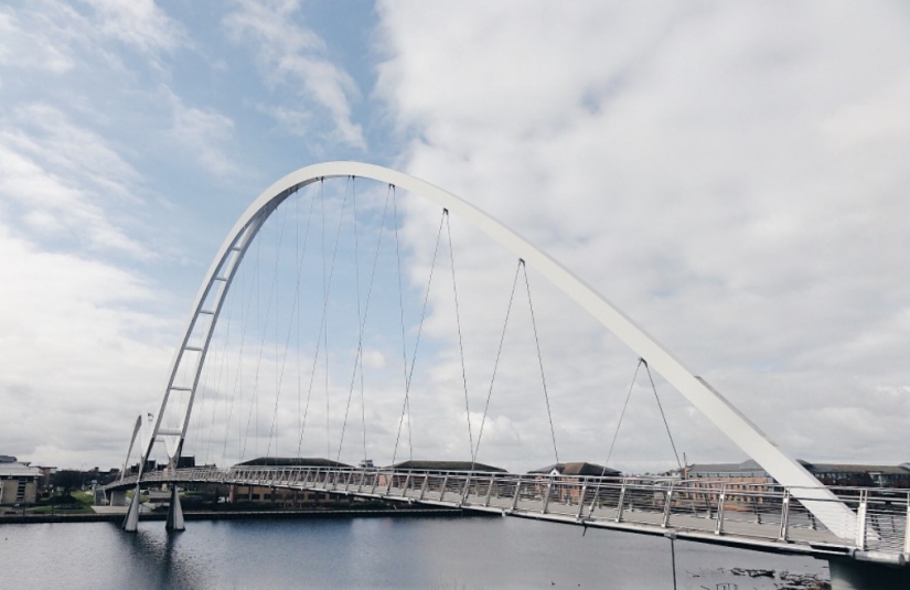 Round, unfinished and endless-10 most unusual bridges in the world Round, unfinished and endless-10 most unusual bridges in the world