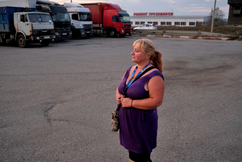 Ruso dalnoboishiki sobre el dinero, los hábitos, los conflictos de tráfico y la libertad Ruso dalnoboishiki sobre el dinero, los hábitos, los conflictos de tráfico y la libertad