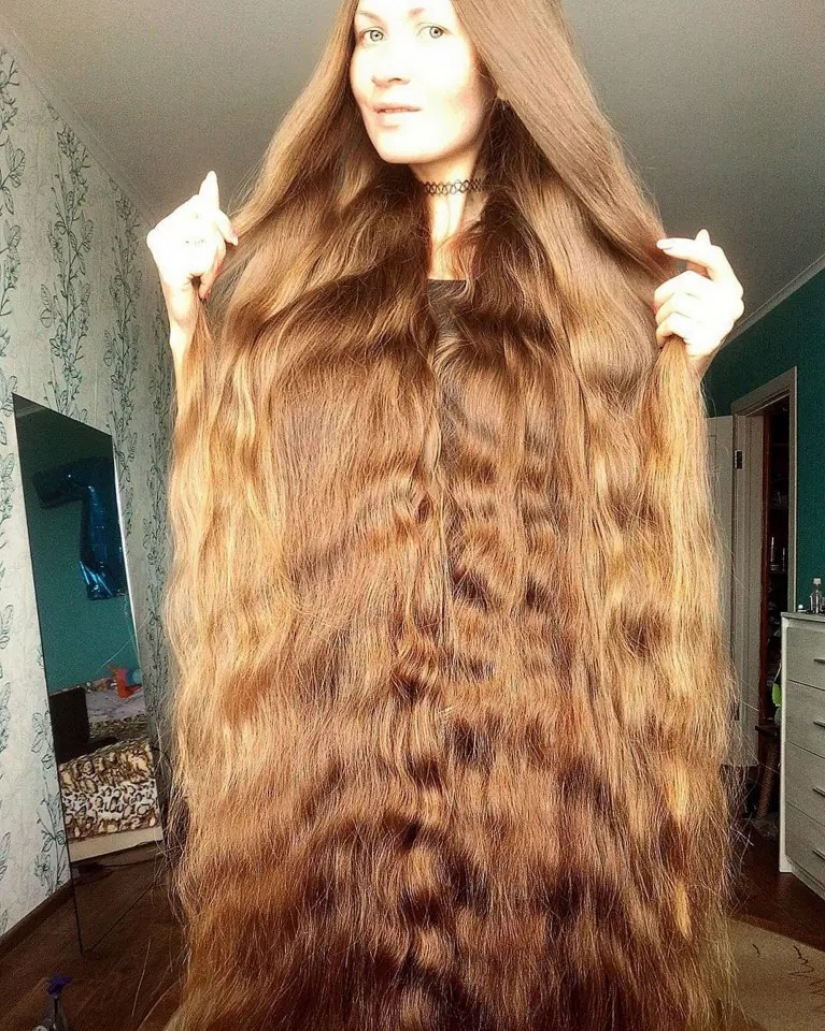 Ruso Rapunzel: el habitante de Barnaul impresionante de lujo cabello Ruso Rapunzel: el habitante de Barnaul impresionante de lujo cabello