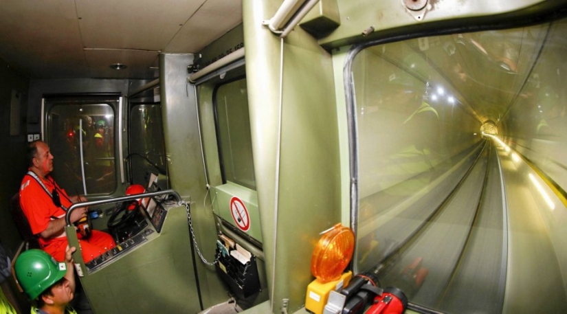 San Gotardo: el túnel más largo del mundo San Gotardo: el túnel más largo del mundo