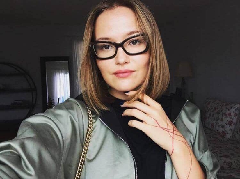 Sasha Samsonova: el camino de Uzhgorod a los fotógrafos personales Kylie y Kendall Jenner