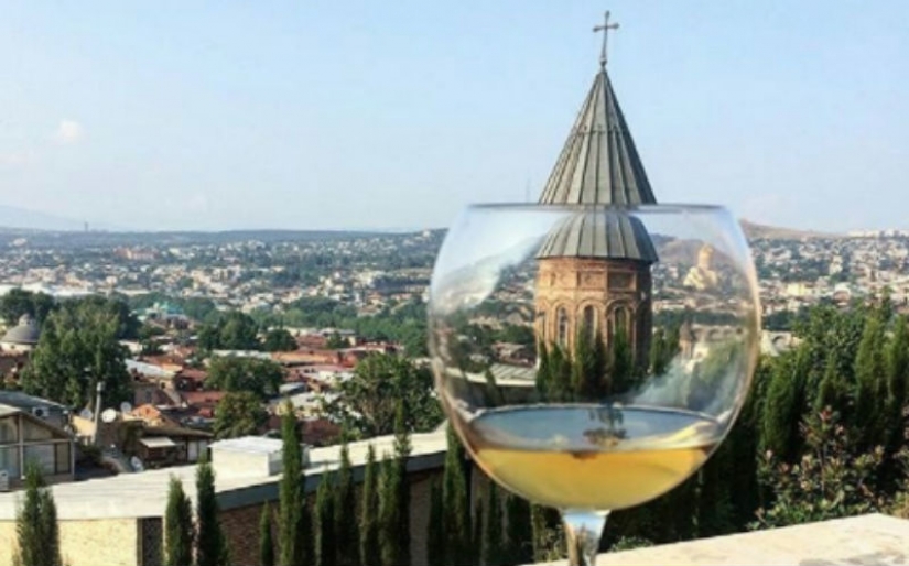 "Satsivi, kindzmarauli, churchkhela" : 10 signos inequívocos de que estás en Georgia "Satsivi, kindzmarauli, churchkhela" : 10 signos inequívocos de que estás en Georgia