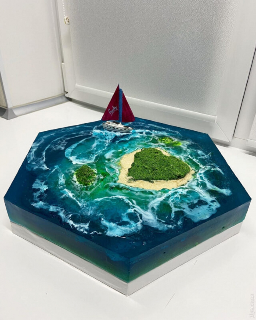 Self-taught pastry chef Kristina Dolnik makes unique cakes without mastic