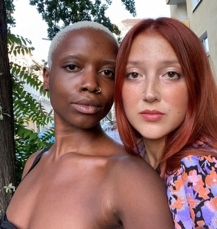 Sentimientos encontrados: una lesbiana de Canadá jugó una boda con una amiga de orientación tradicional