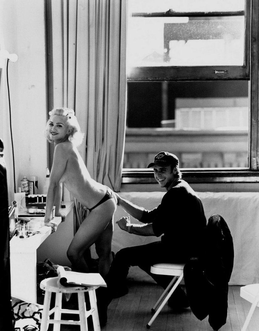 "Sex" in an aluminum cover: the photobook that made Madonna the embodiment of sin "Sex" in an aluminum cover: the photobook that made Madonna the embodiment of sin