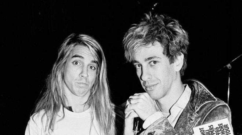 Sex with Flea's sister and dressing up as mom: the secrets of Anthony Kiedis from Red Hot Chili Peppers