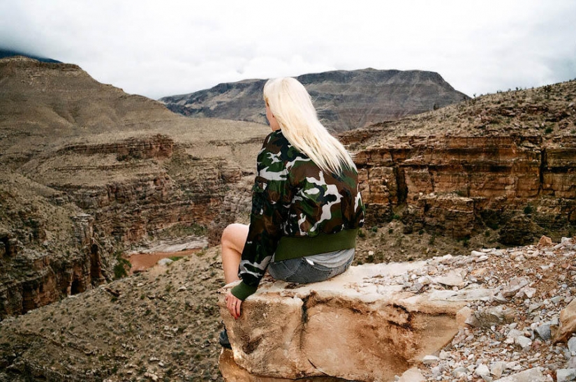 Sexual provocations of Berlin at night in the works of Maxim Ballesteros