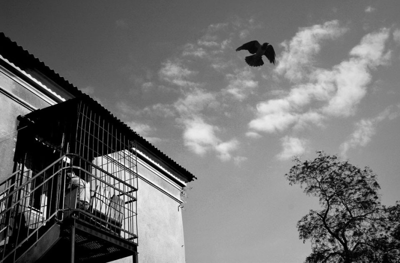 Shocking works of a Ukrainian photographer who lived in a psychiatric hospital