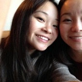 Sister from YouTube: a girl found out that she has a twin because of a video on the network