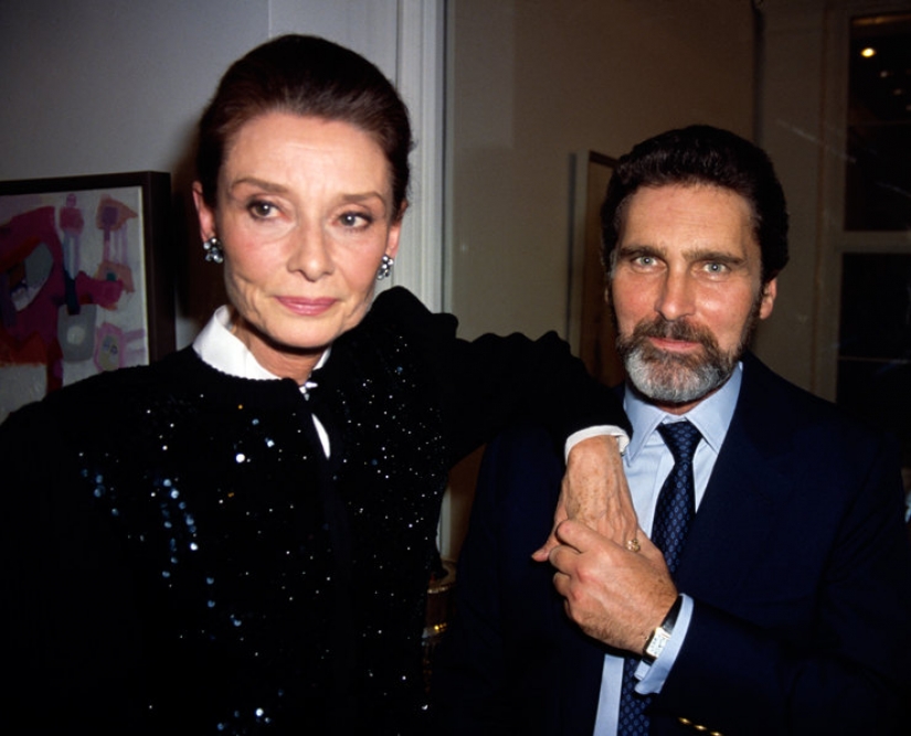 Smoked 3 packs of cigarettes and weighed 39 kg: what else don't we know about Audrey Hepburn