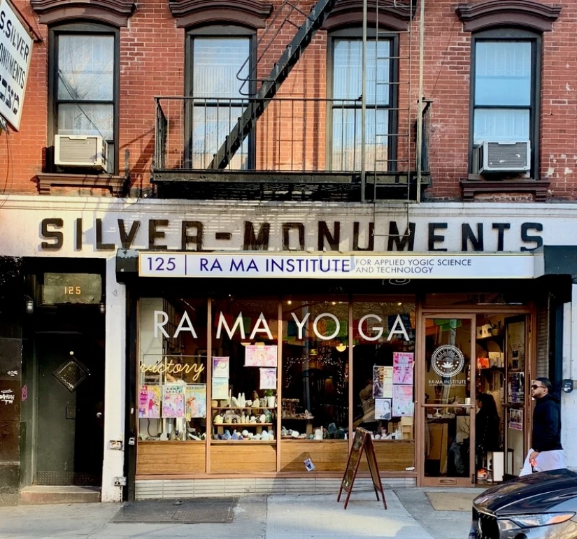 Spiritual quest and hard coin: the secrets of the world of Rama Yoga and its leader – Guru Jagat