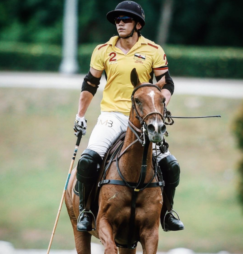 Super-ricos Brunei Príncipe Abdul mateen y su Real Aficiones