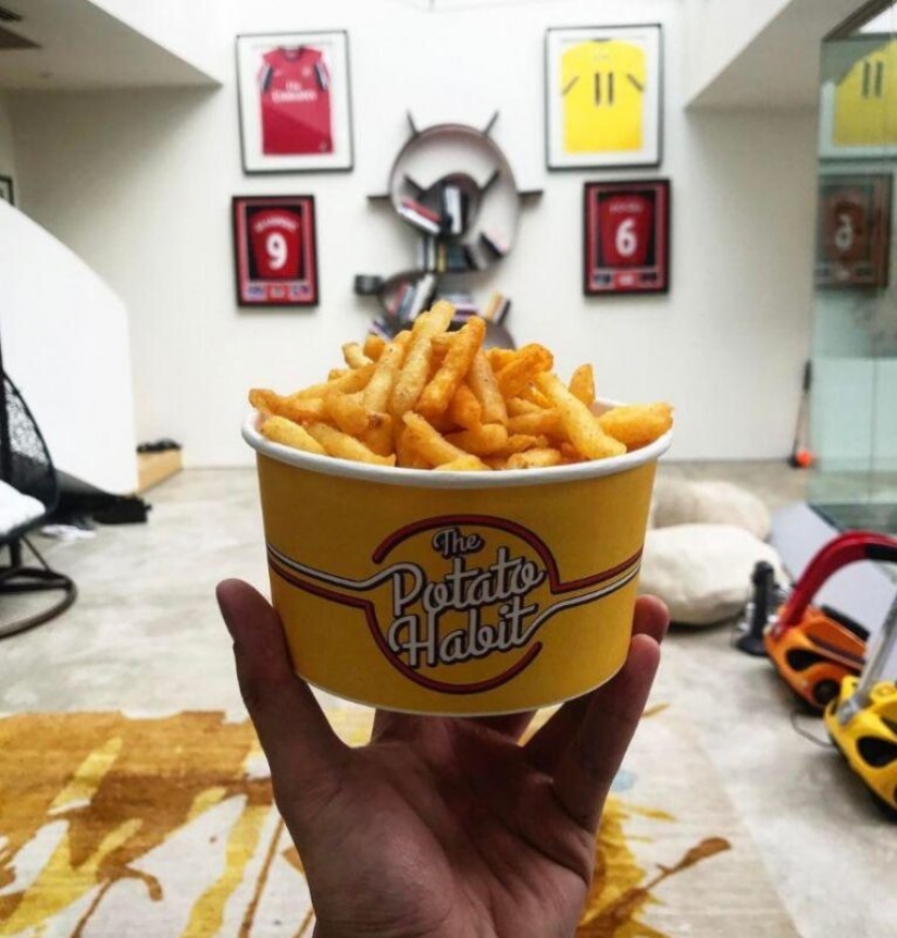 Super-ricos Brunei Príncipe Abdul mateen y su Real Aficiones