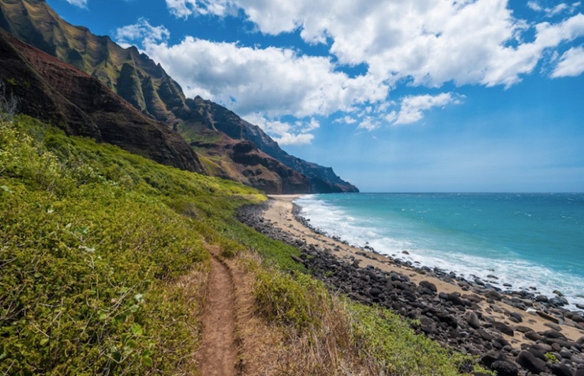 The 10 best hiking routes in the world along the coast