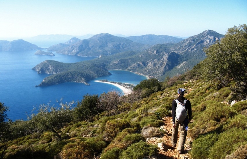 The 10 best hiking routes in the world along the coast