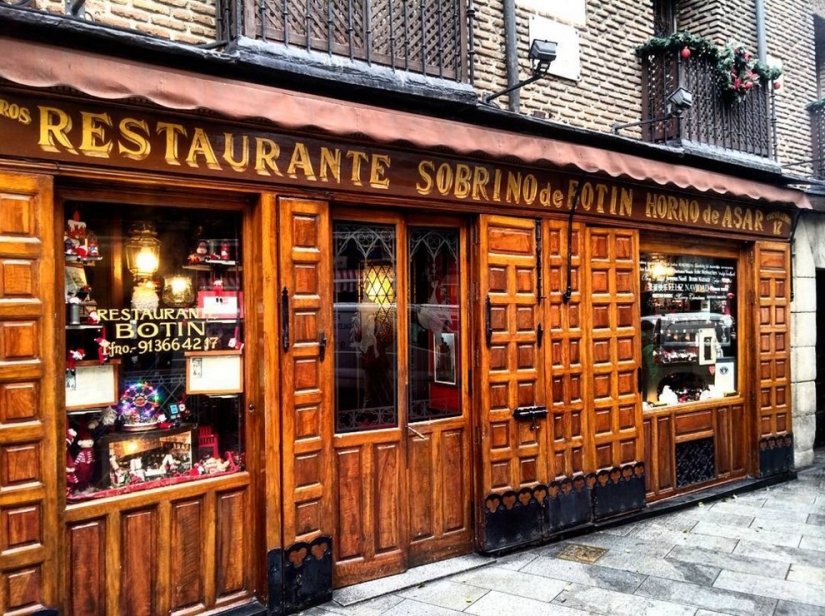 The 12 oldest restaurants in the world that are still operating
