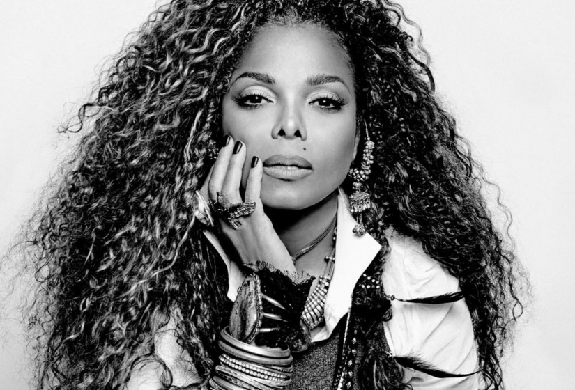 The 25 richest singers and female singers of all time