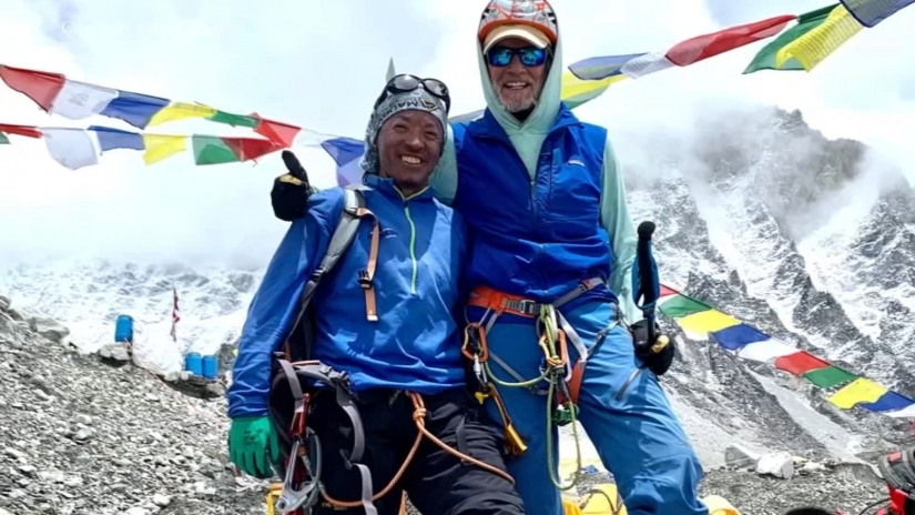 The American became interested in mountaineering at the age of 68, and at 75 he conquered Mount Everest The American became interested in mountaineering at the age of 68, and at 75 he conquered Mount Everest