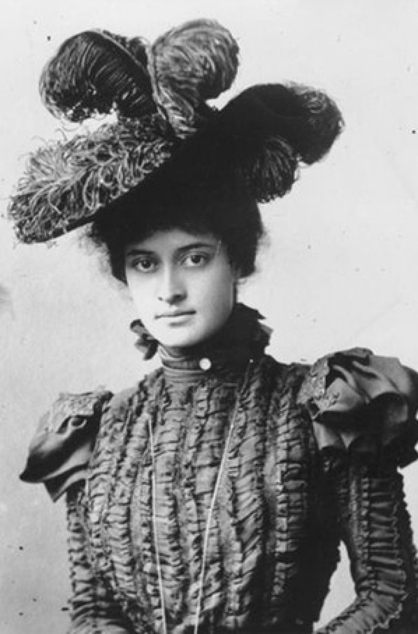 The Annexed Paradise: The Life and death of the last Princess of the Hawaiian Kingdom