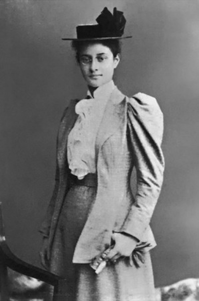 The Annexed Paradise: The Life and death of the last Princess of the Hawaiian Kingdom