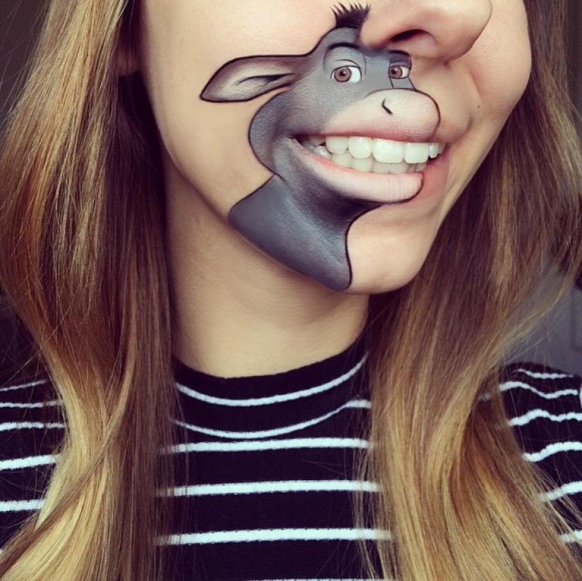 The best lip body painting The best lip body painting