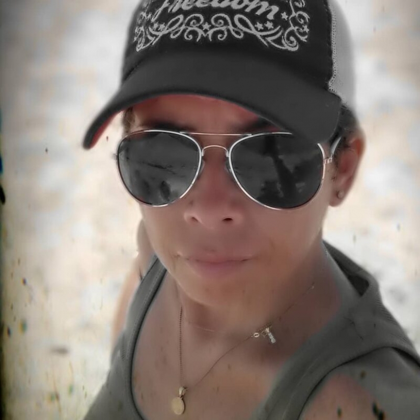 "The bounty hunter" Michelle Gomez: thunderstorm crime during the height is 150 cm "The bounty hunter" Michelle Gomez: thunderstorm crime during the height is 150 cm