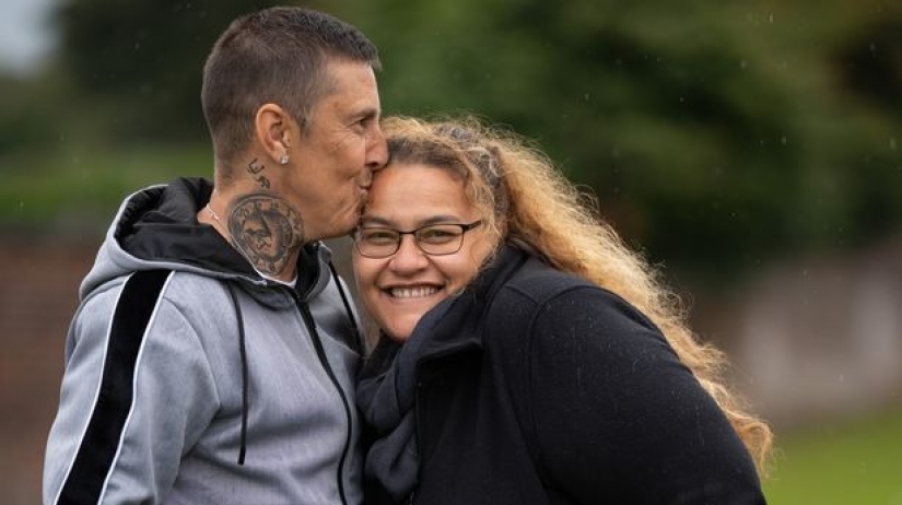 The change of gender does not change the family, or How my wife became my husband