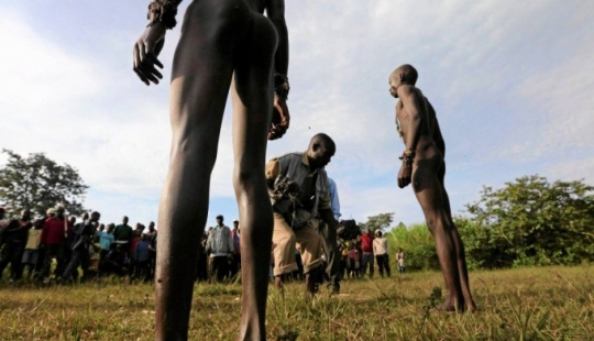 The circumcision ritual: how men become in Kenya