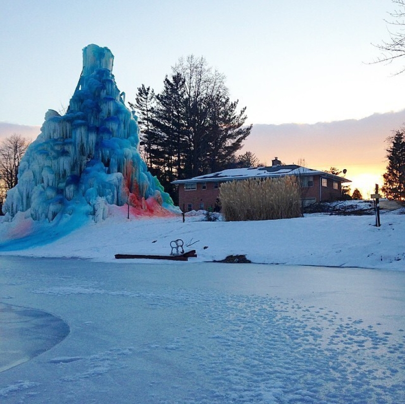 The family builds a house next to a huge ice sculpture every Christmas The family builds a house next to a huge ice sculpture every Christmas
