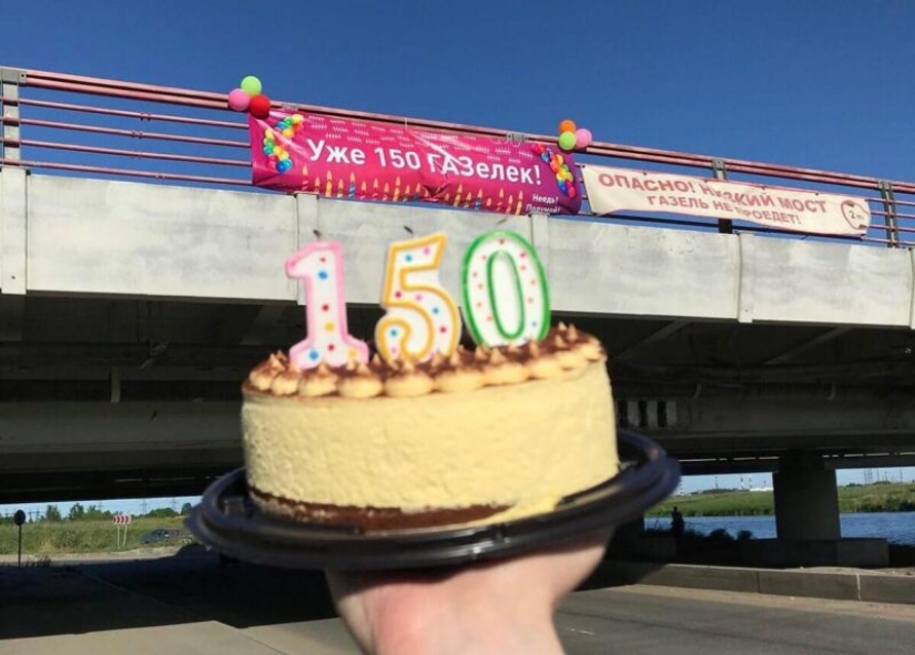 The famous St. Petersburg "bridge of stupidity" will disappear forever The famous St. Petersburg "bridge of stupidity" will disappear forever