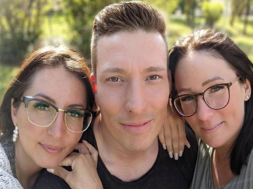 The father of two daughters is going to marry two women, and his wife does not mind