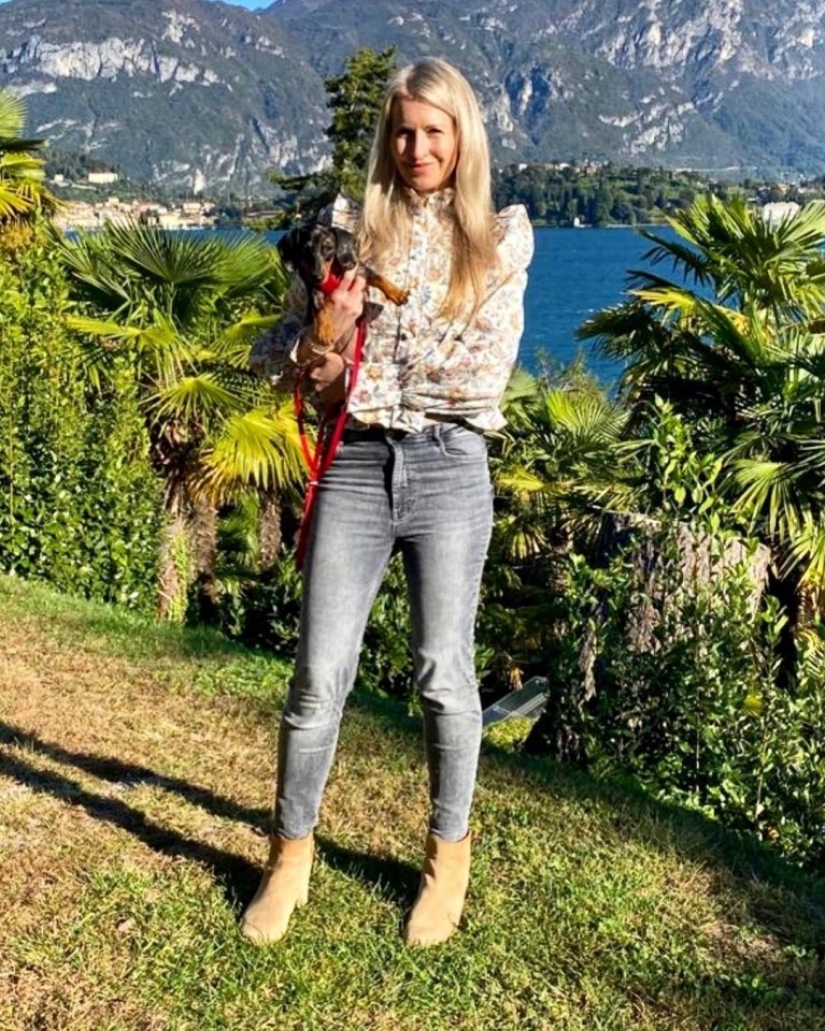 The fourteenth wife: how a British woman became the next wife of the leader of an Indian cult