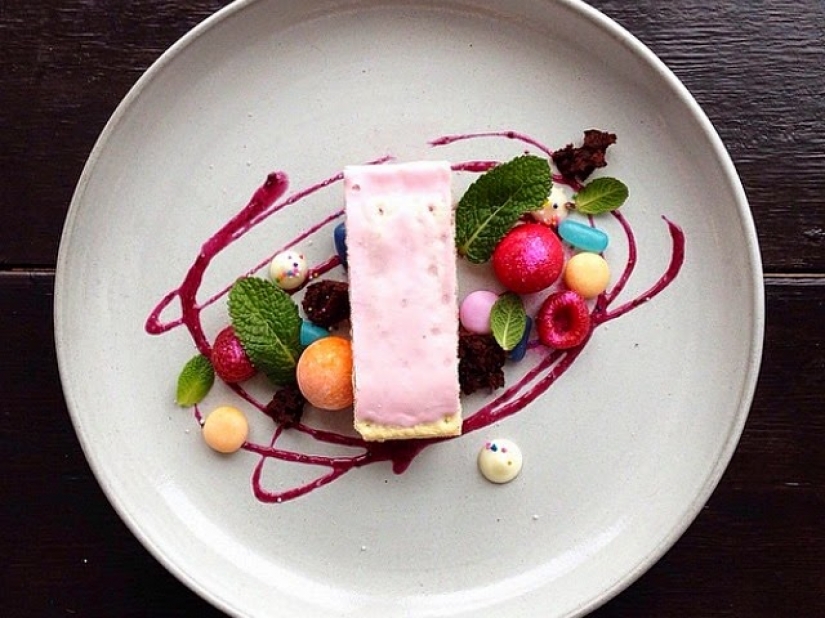 The French chef creates works of Haute cuisine of fast food The French chef creates works of Haute cuisine of fast food