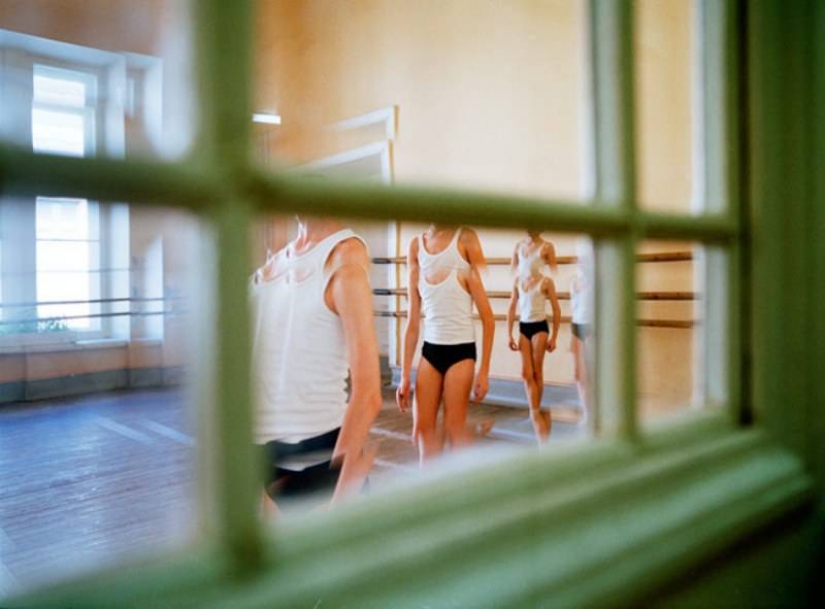 The future of Russian ballet in the American women's photo project "Desperately Flawless» The future of Russian ballet in the American women's photo project "Desperately Flawless»