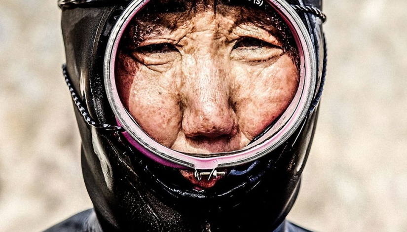 The latest generation of the Korean mermaids The latest generation of the Korean mermaids