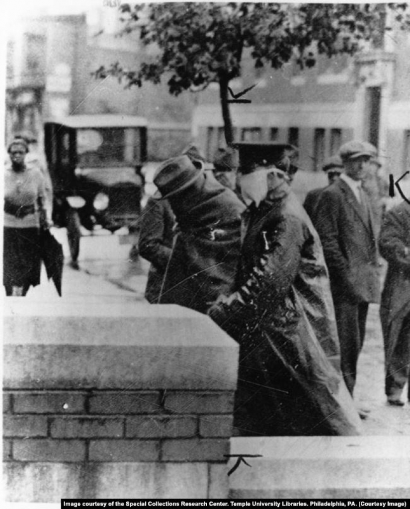 The lessons of quarantine: Philadelphia and St. Louis in the midst of the "Spanish flu" in 1918 The lessons of quarantine: Philadelphia and St. Louis in the midst of the "Spanish flu" in 1918